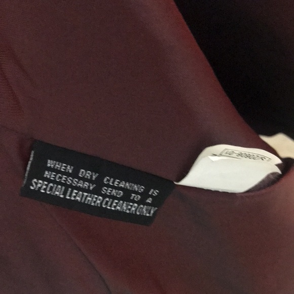 Leather jacket - Picture 3 of 6